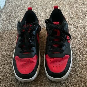 nike sneakers, 6y = women’s size 7.5